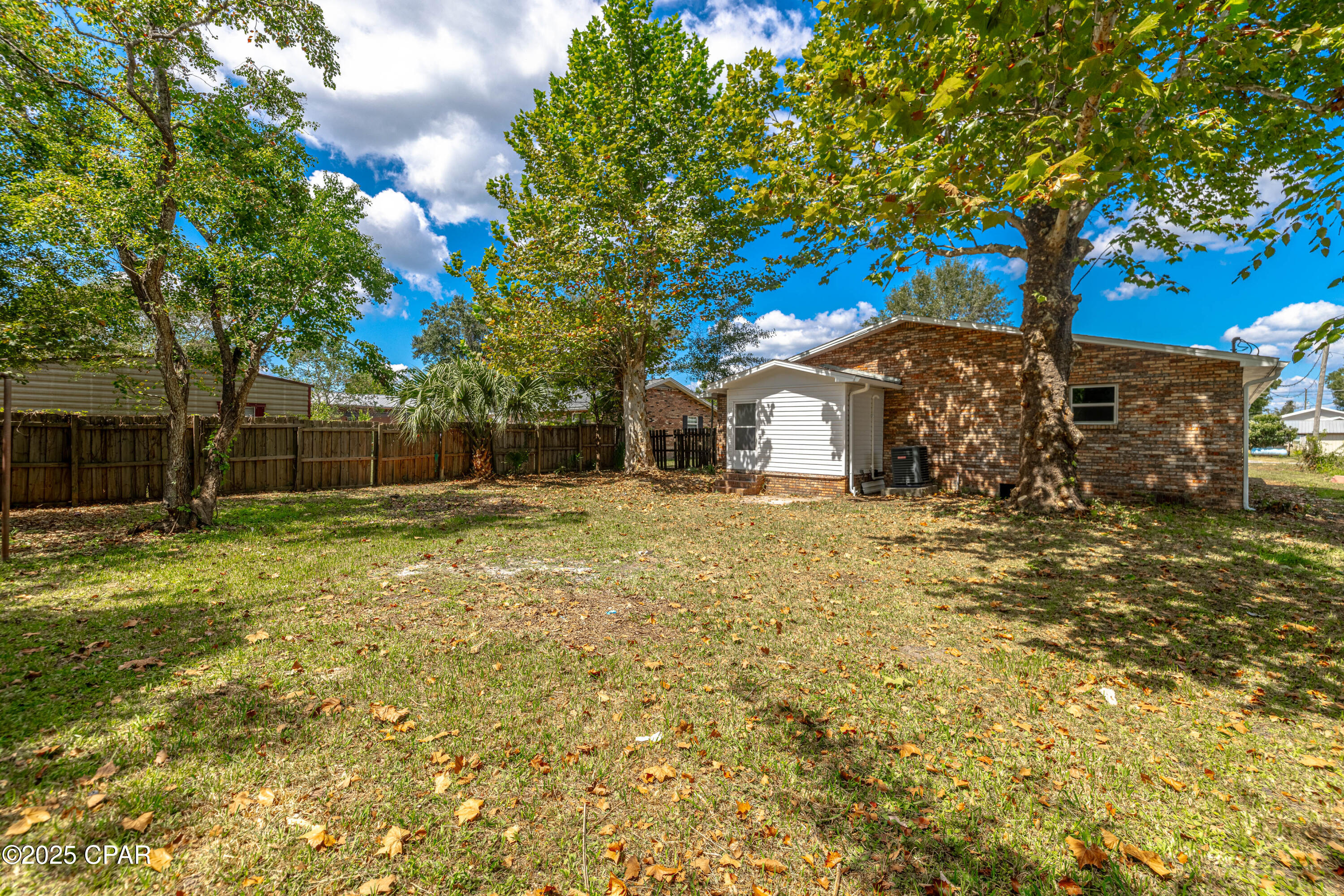 Pxq7lldb1hcofyvfa_yb4_uemah_b6teqtlx6mlb4x8