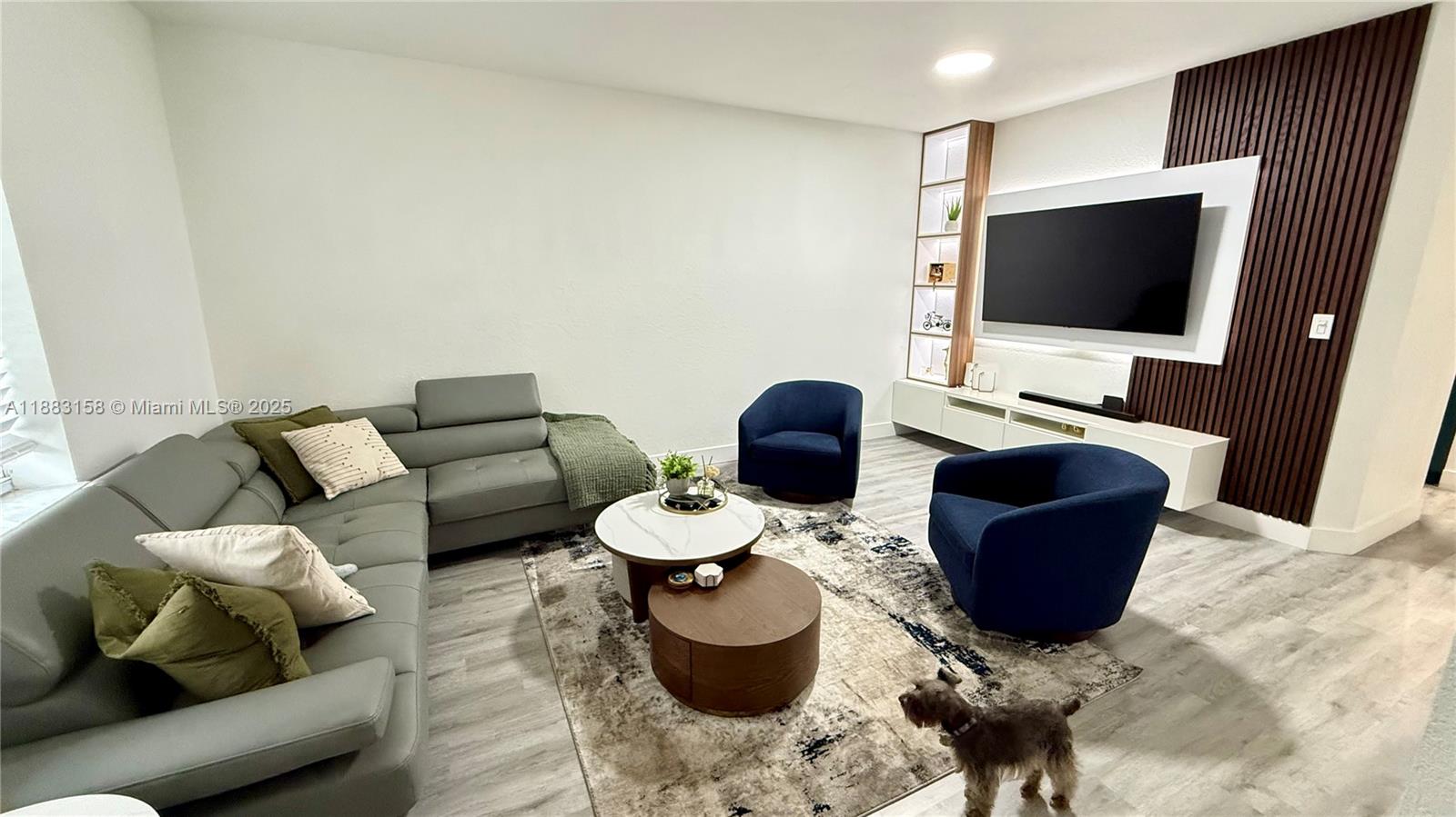 Property photo # 6