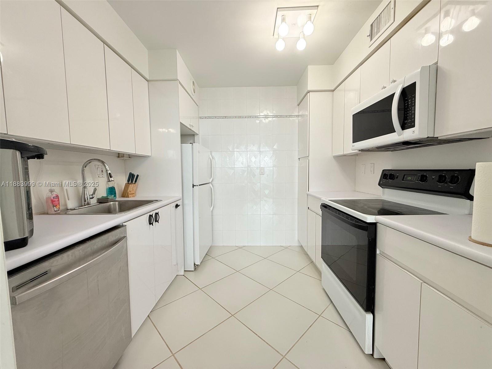 Property photo # 4