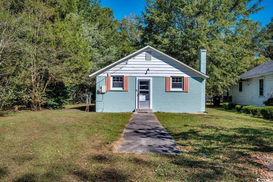331 Dixon St. Mullins, SC 29574