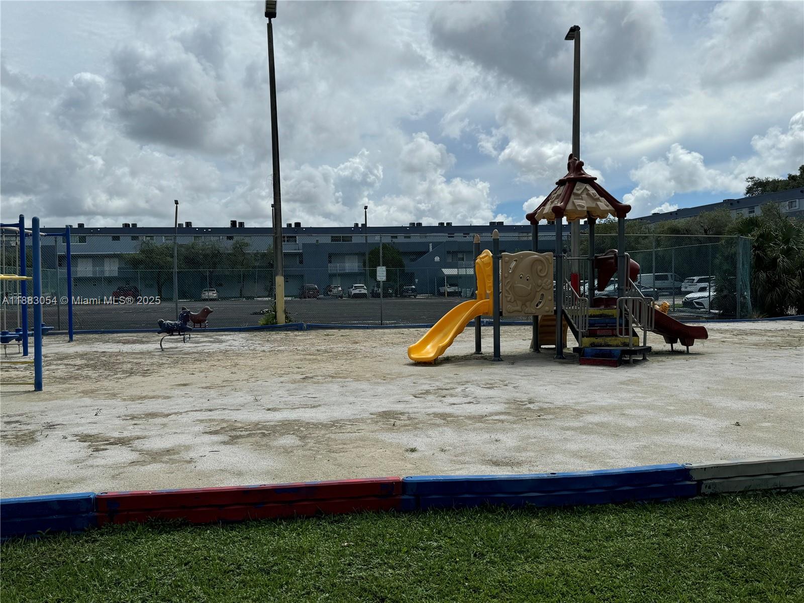 Property photo # 9
