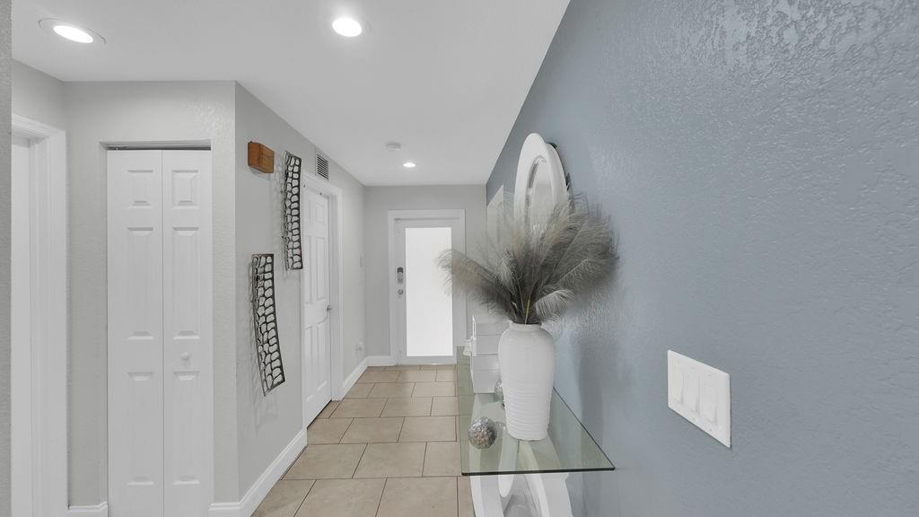 Photo 11 of home located at 713 NW 6th St, Hallandale Beach FL
