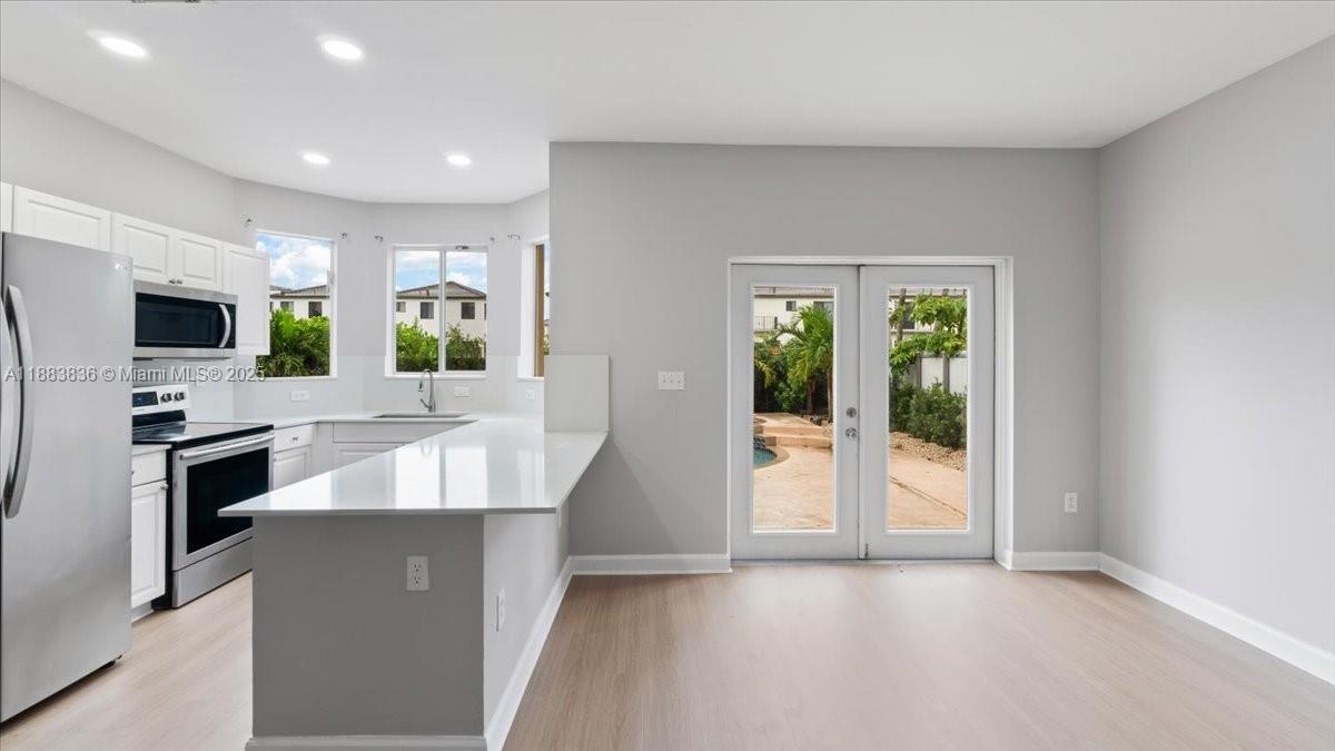 Property photo # 9