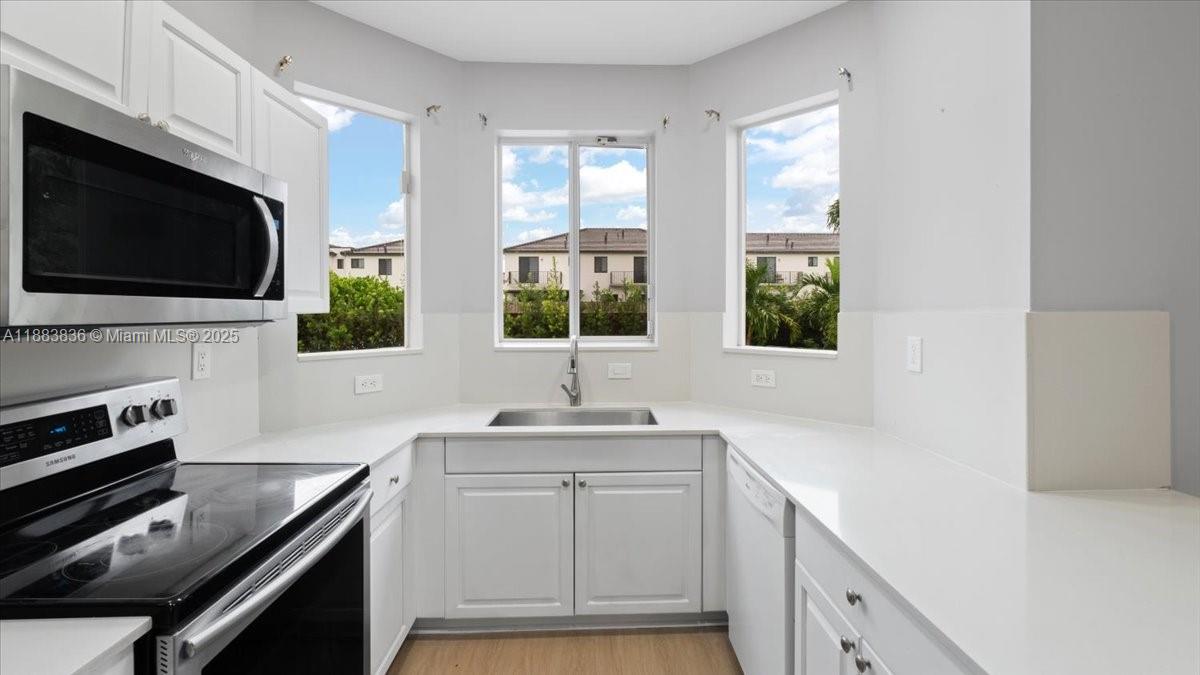Property photo # 8