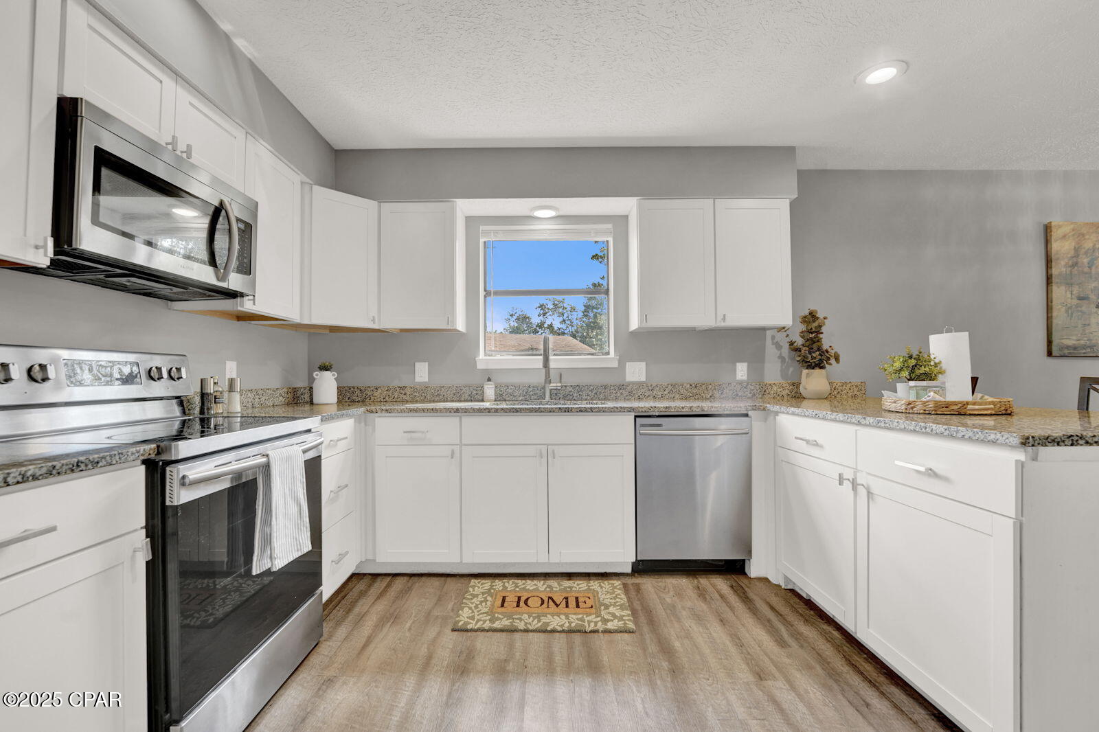 Uavvhn5lnhl6iakseazzu31wpmemb639fz15_4ge8ig