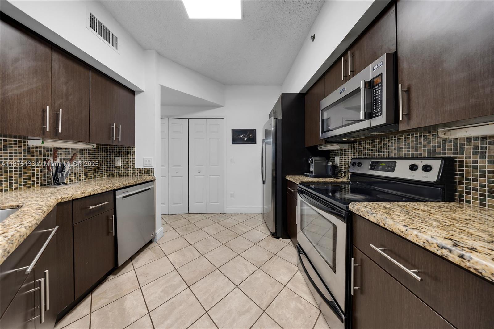 Property photo # 7