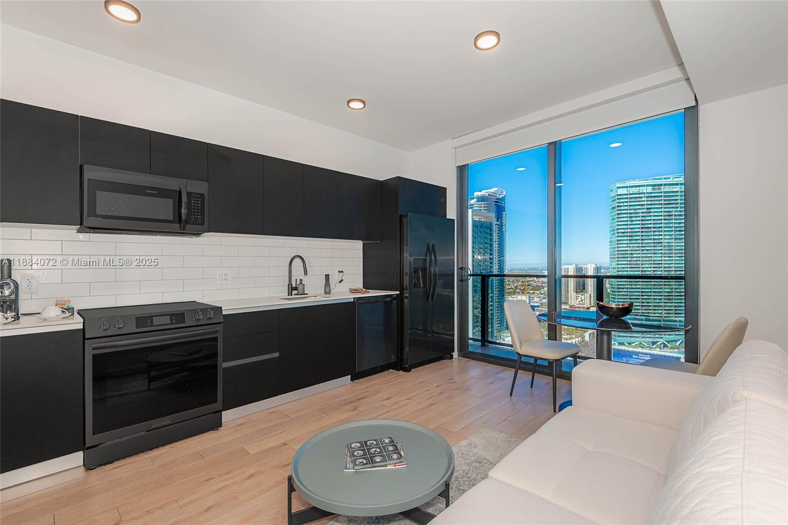 Property photo # 9