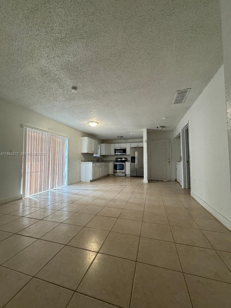 Villas Of Naranja Condo