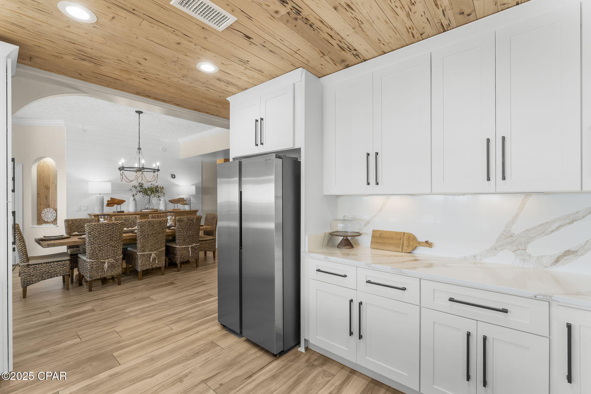 Hsqub6um6agf 6l4qjgqaguq3htx8uuhn2bppvvr_yi