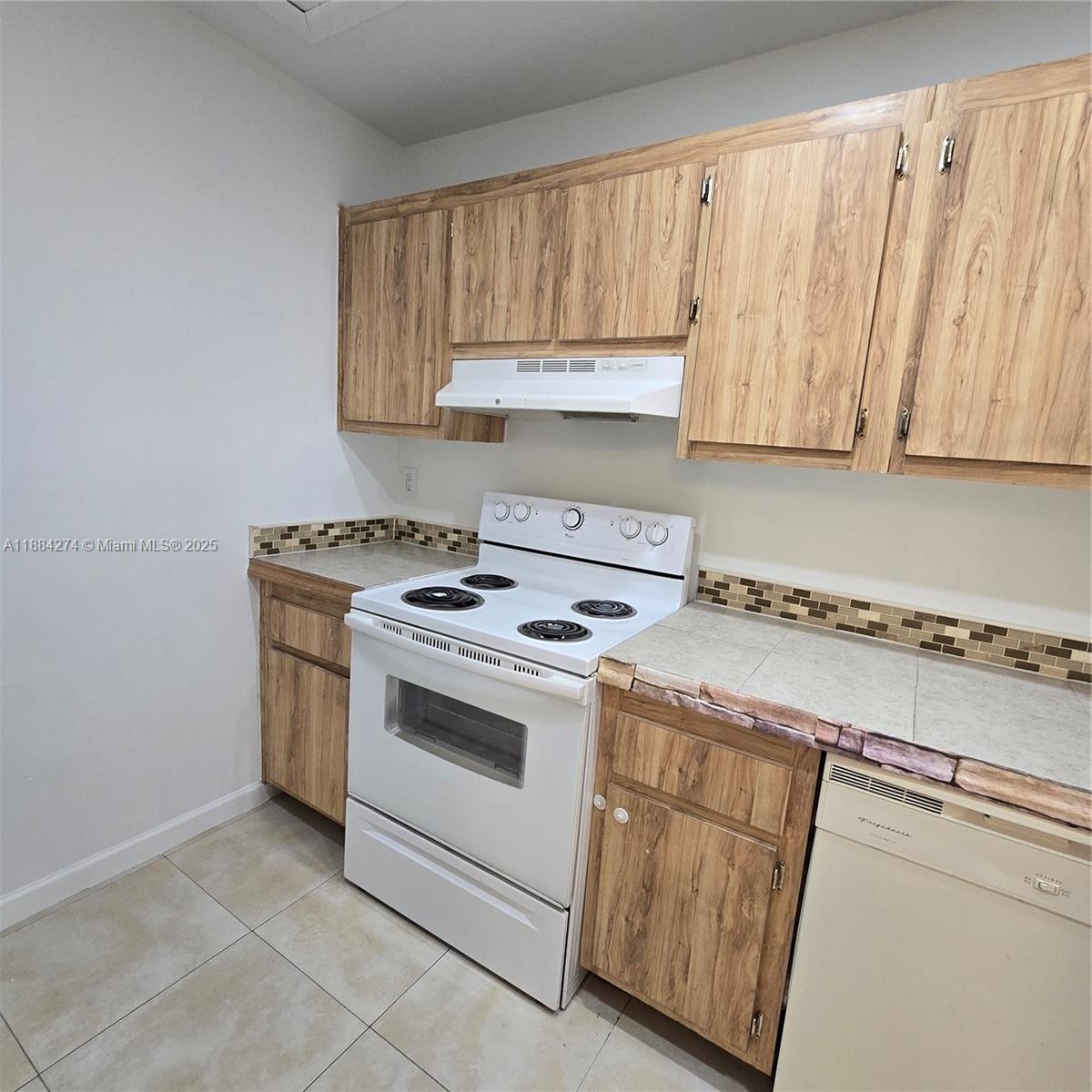Property photo # 4