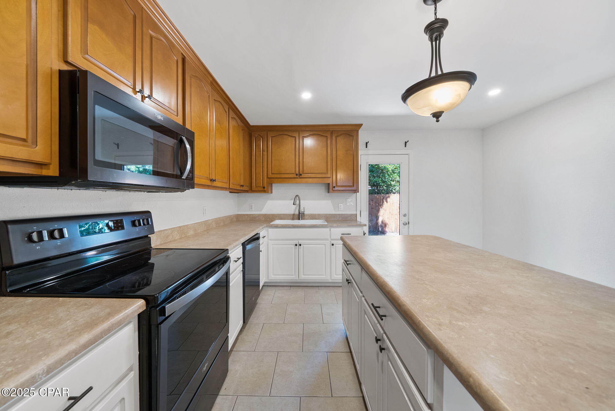 Image 6 For 2400 16th Street