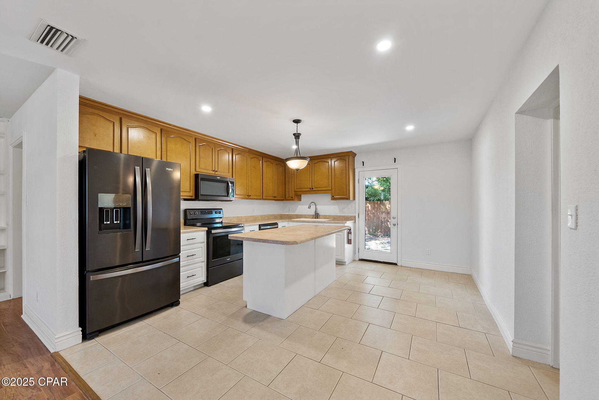 Image 7 For 2400 16th Street