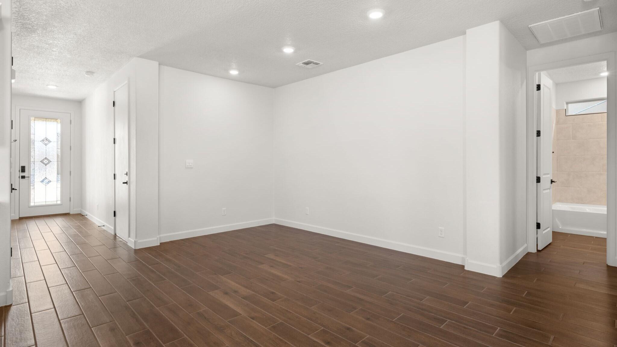 2420 Marble Avenue NE 