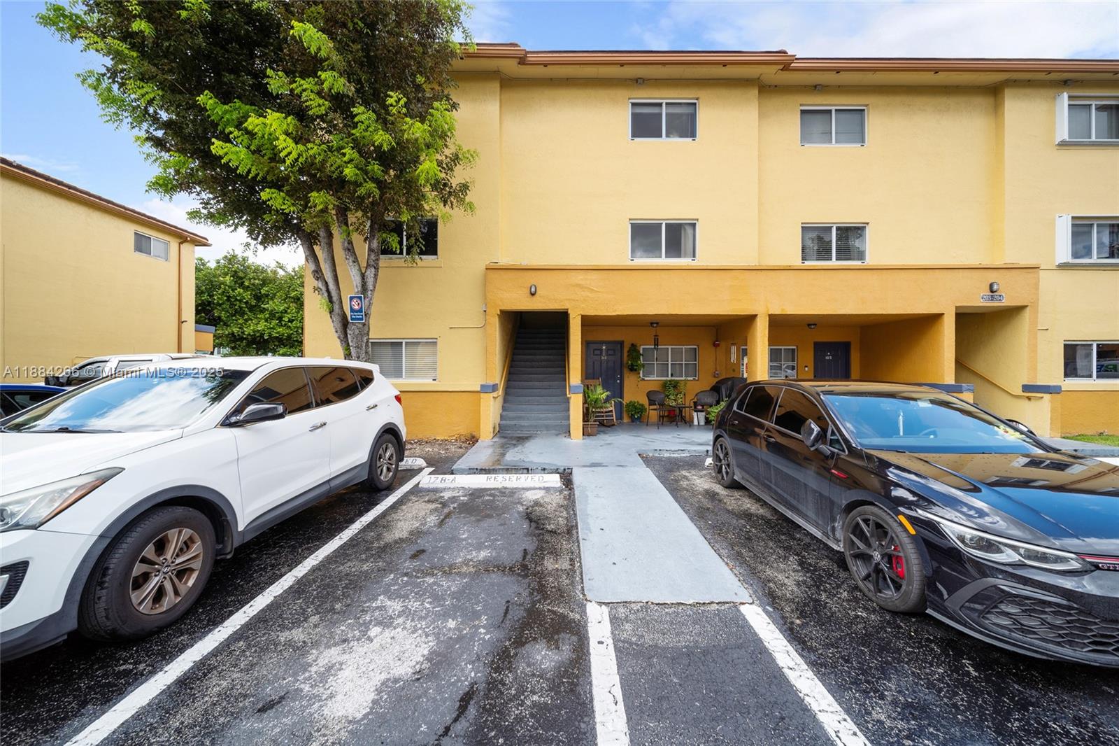 Property photo # 9