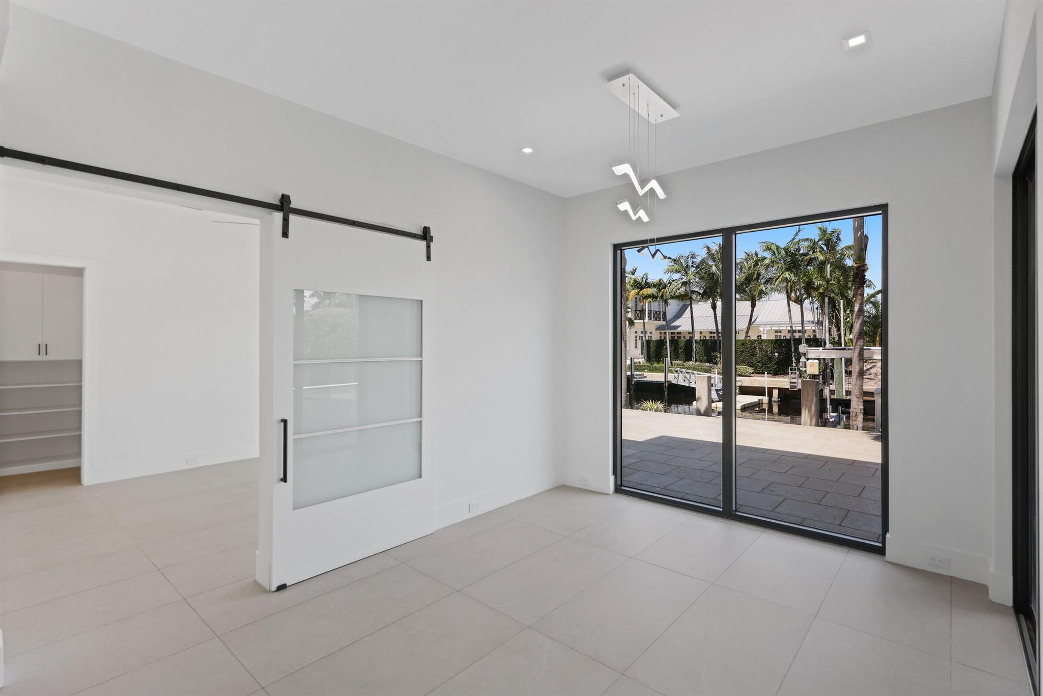 Photo 19 of home located at 933 Allamanda Drive, Delray Beach FL