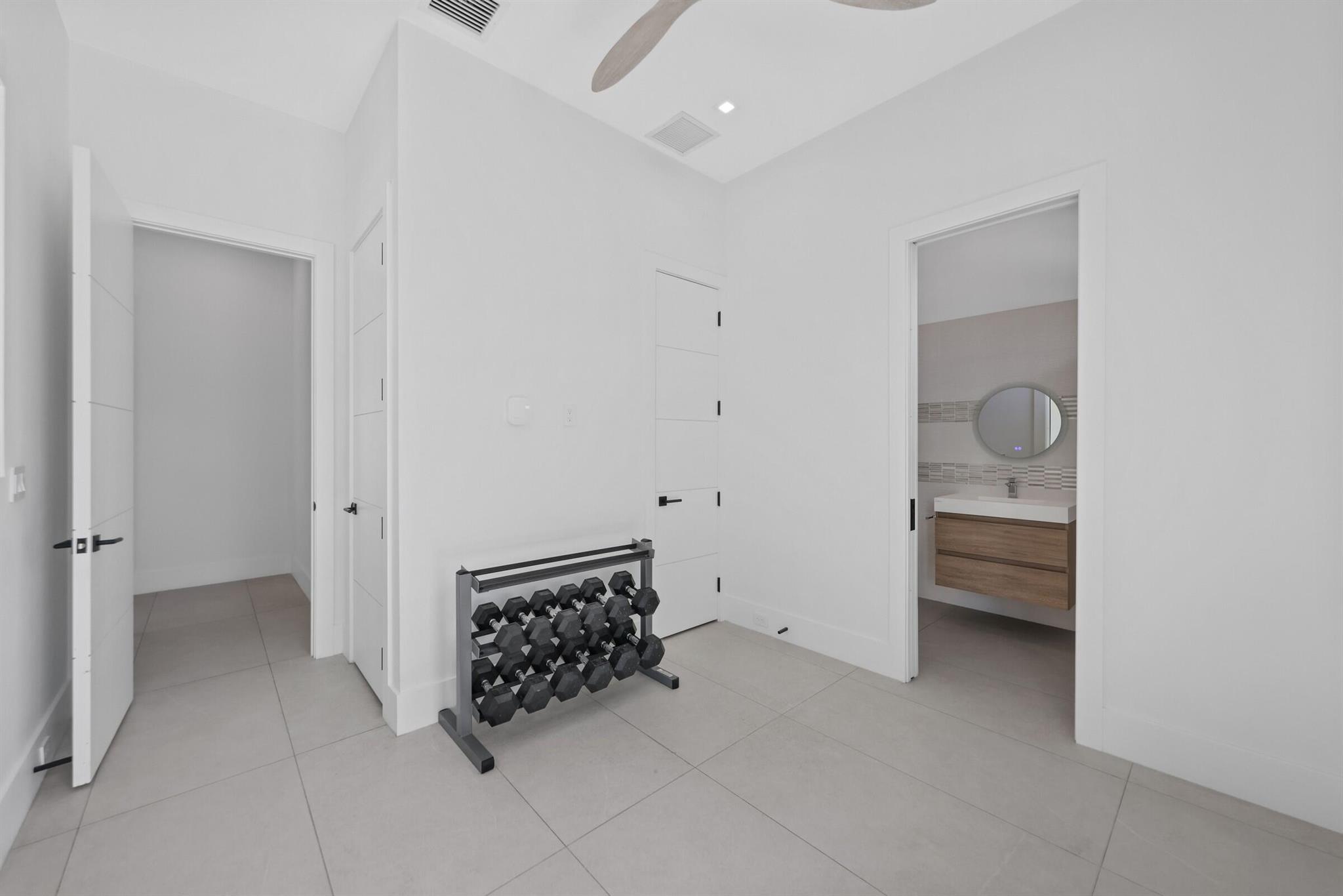 Photo 26 of home located at 933 Allamanda Drive, Delray Beach FL