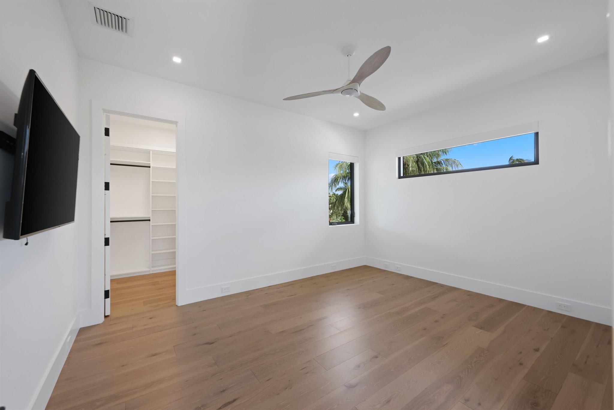 Photo 47 of home located at 933 Allamanda Drive, Delray Beach FL