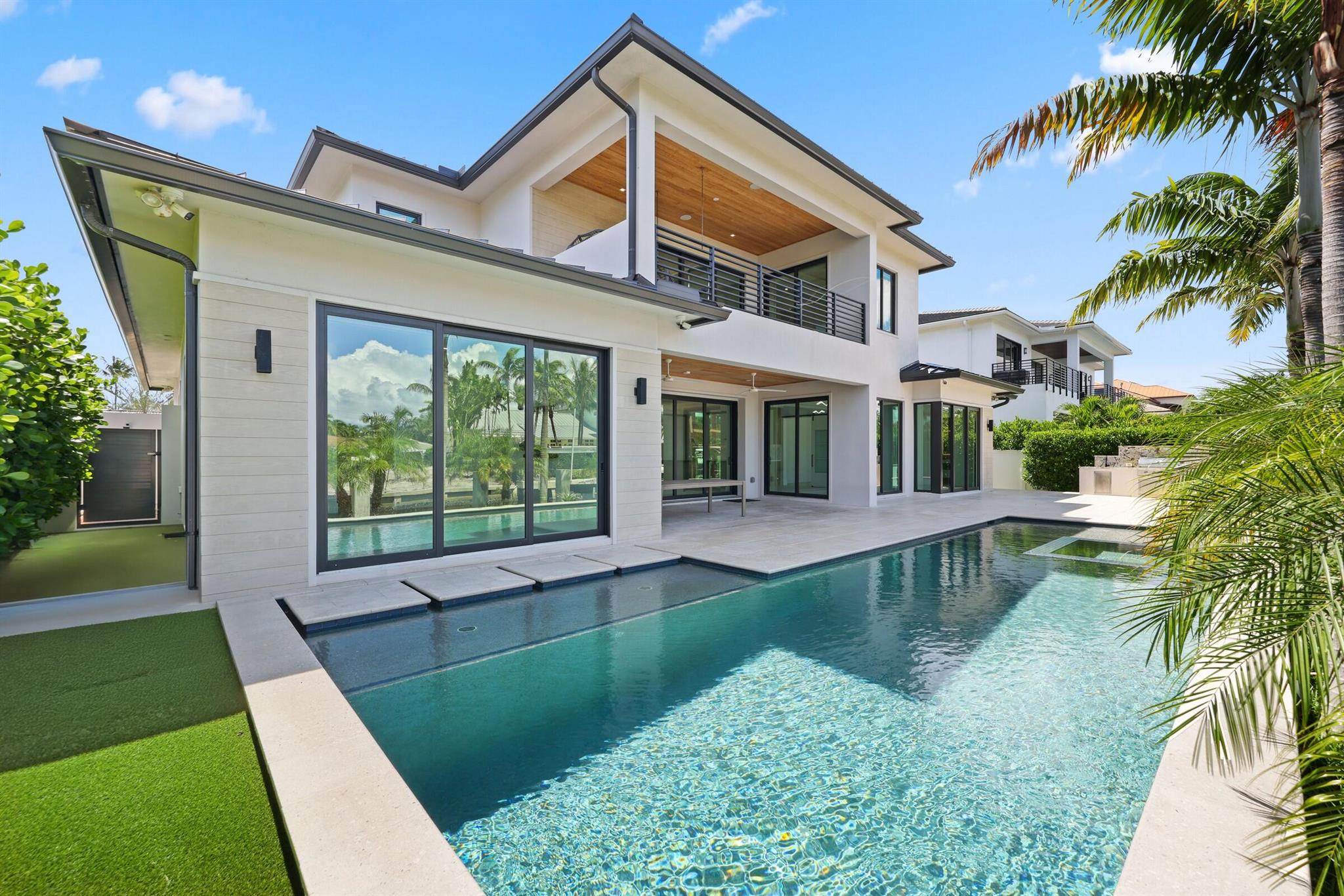 Photo 62 of home located at 933 Allamanda Drive, Delray Beach FL