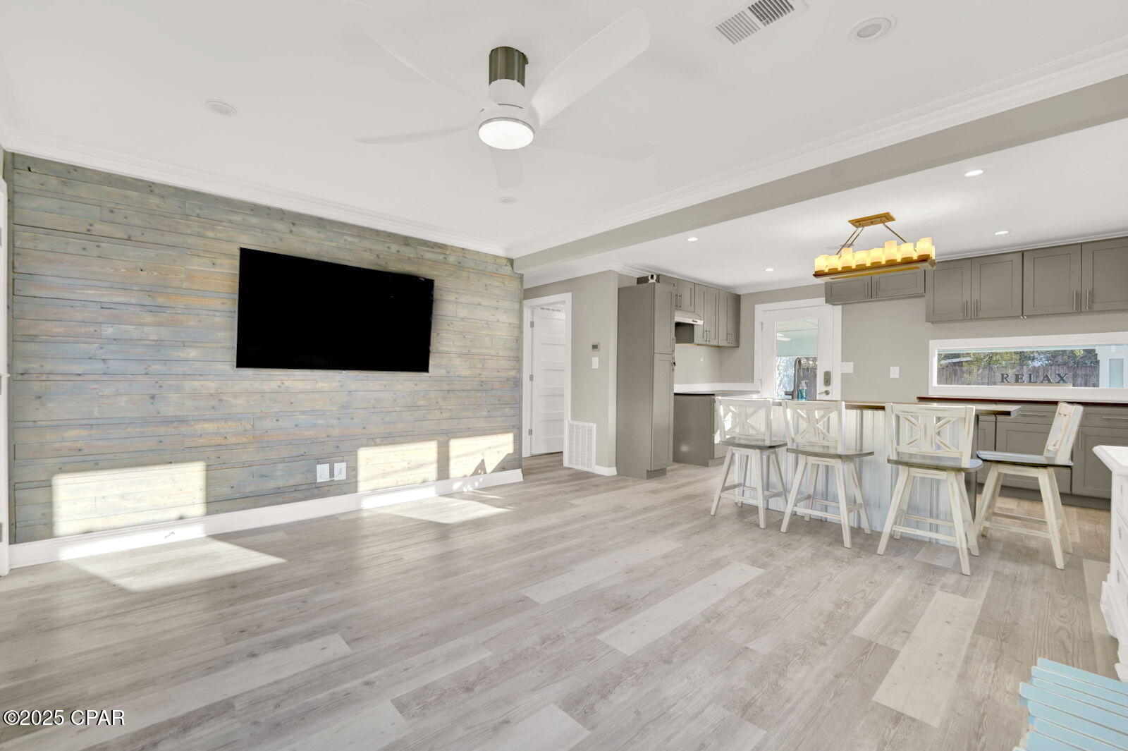 Image 5 For 630 Malaga Place