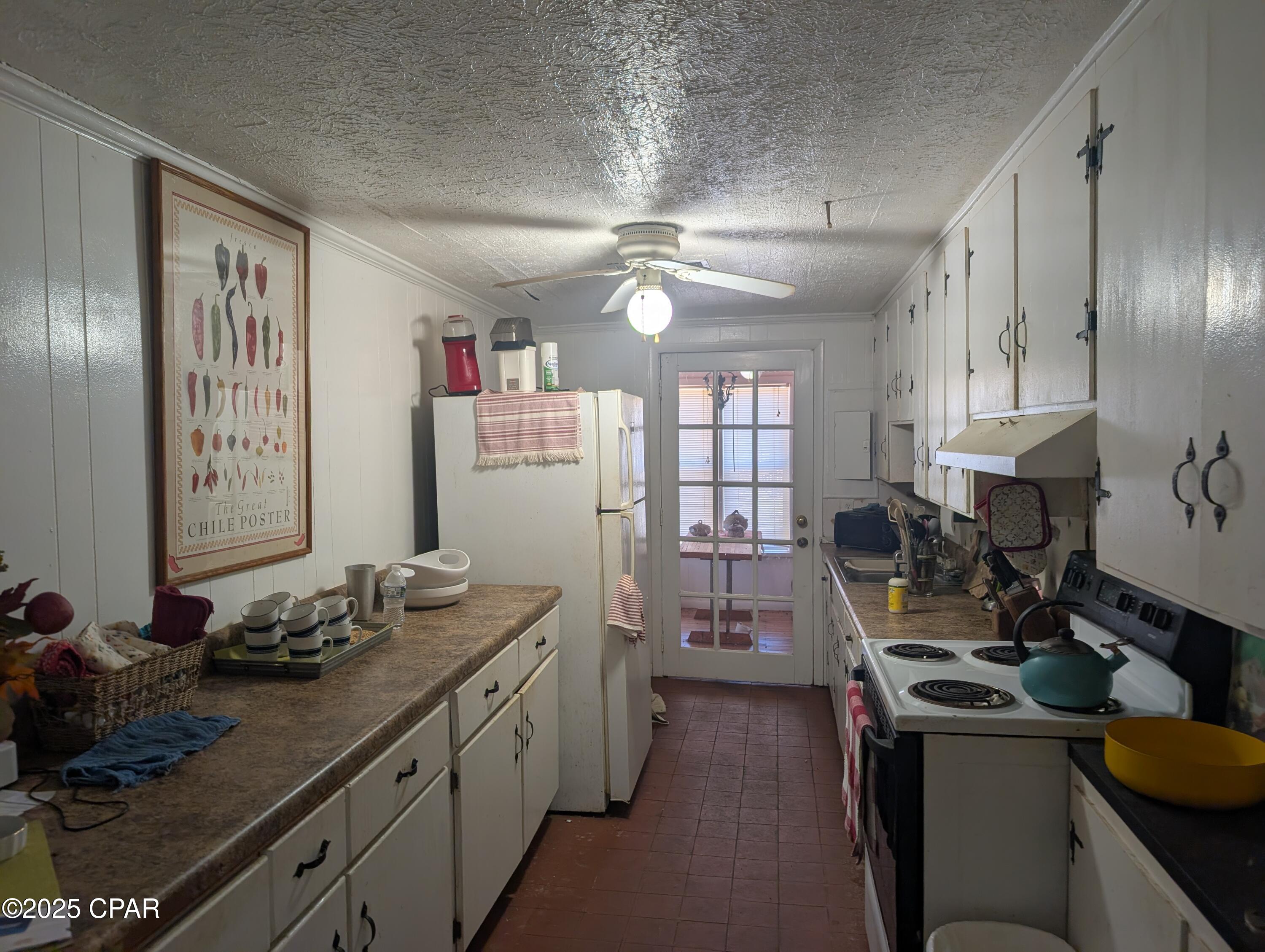 Image 7 For 1900 Olive Lane