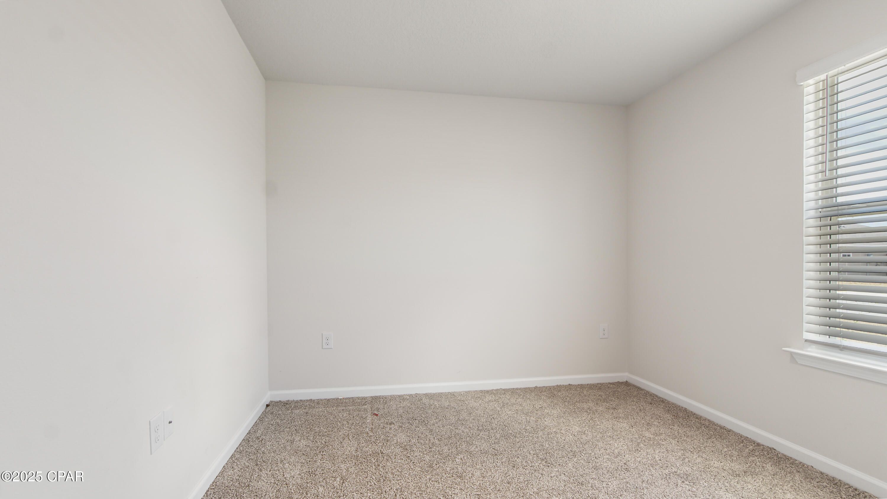 Image 6 For 7208 Madison Square Drive