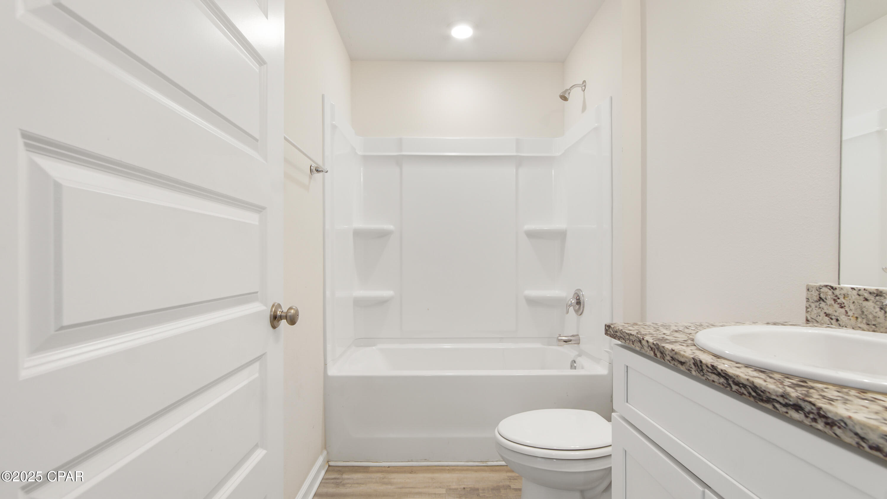 M_sylslrwqw7sbdfbwilrsnc8mcuu2bu6xjf Aysgha