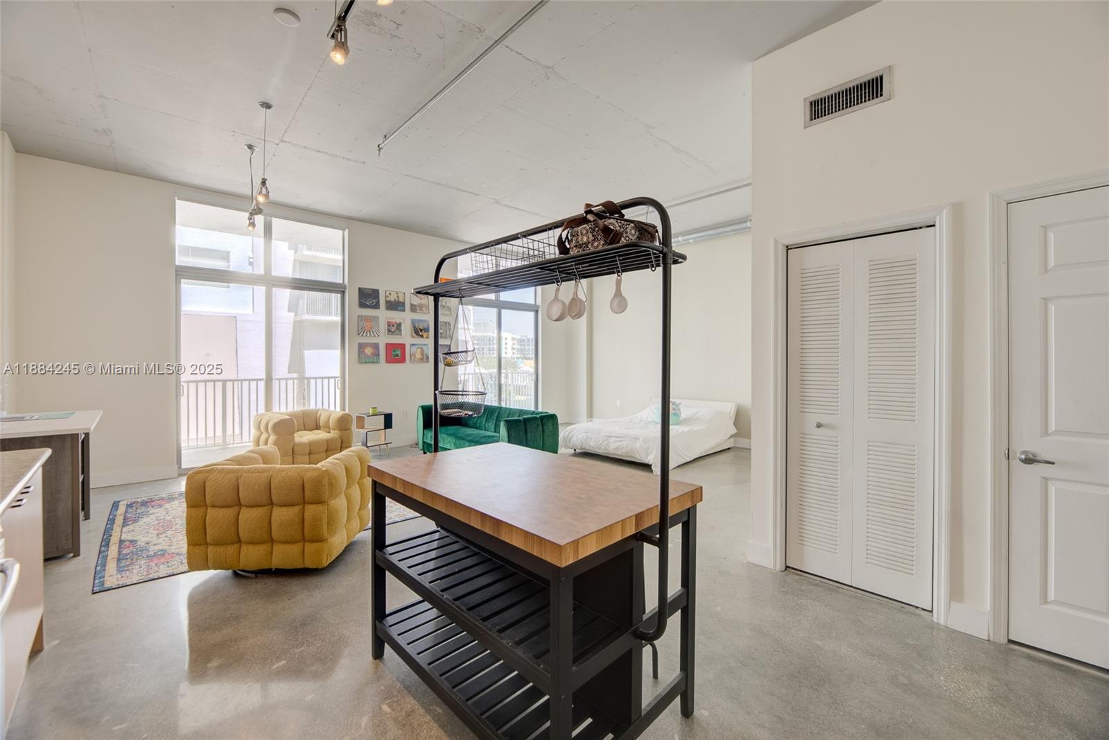 Property photo # 7