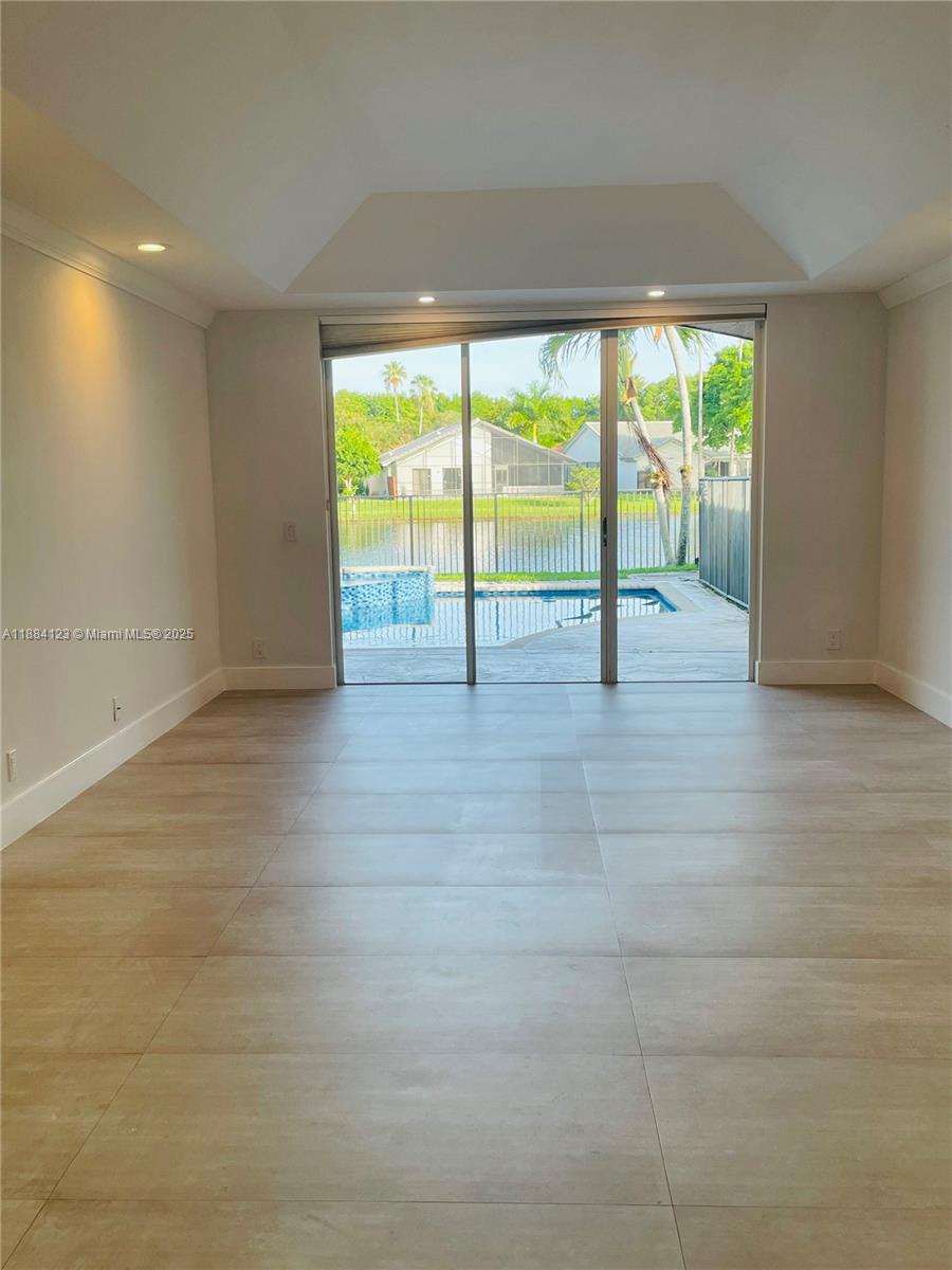 Property photo # 7