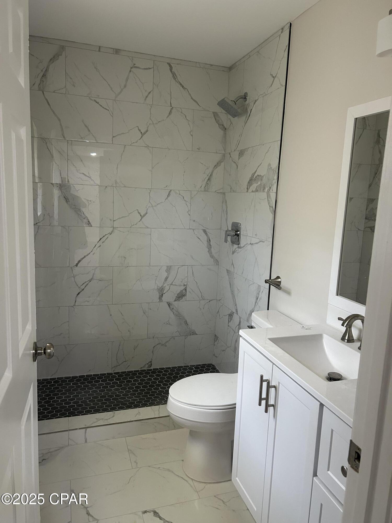 Image 12 For 711 14th Street