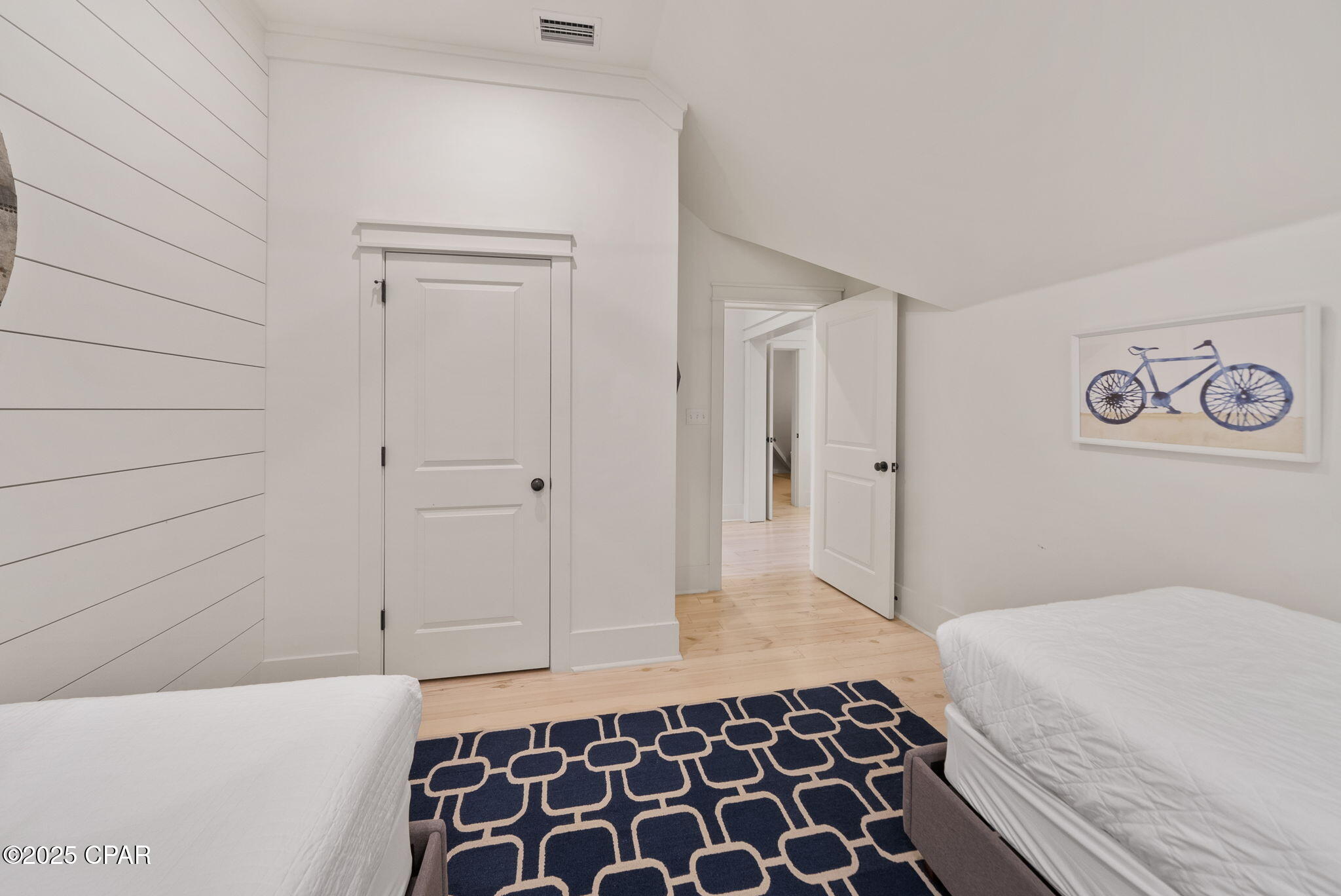 Image 30 For 96 Tall Timber Ct Court