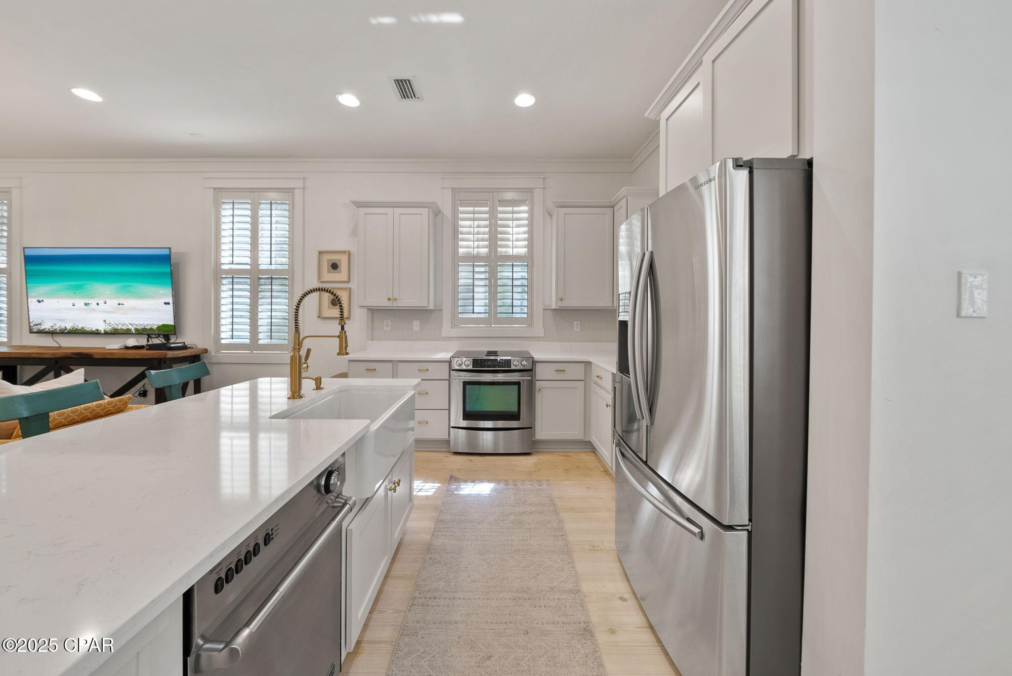 Vikuc10j9ughqj7slqzd5dda1syz8_z Khlotrw9xfw