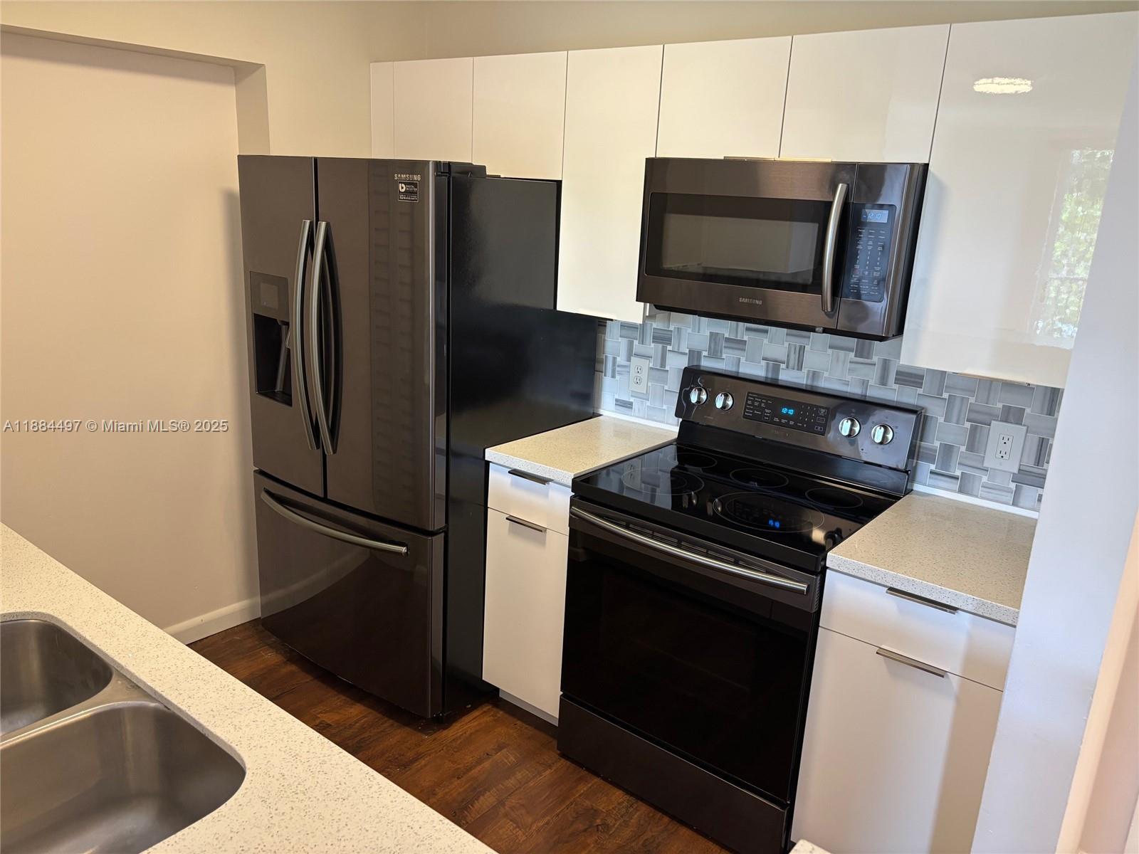 Property photo # 8