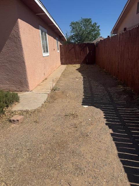 1212 W REINKEN Avenue 