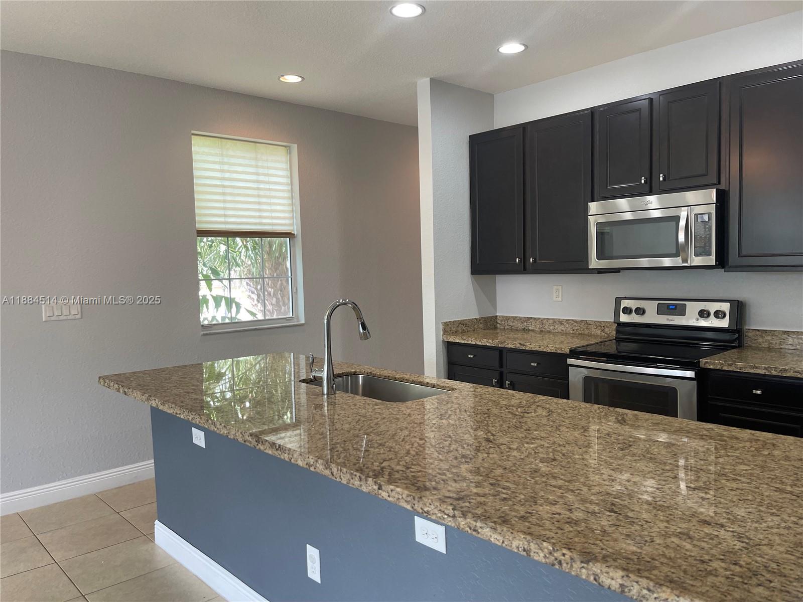 Property photo # 0