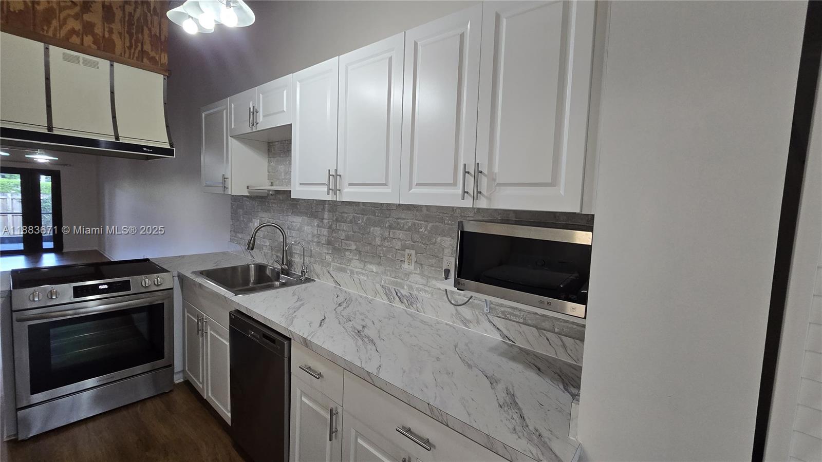 Property photo # 7