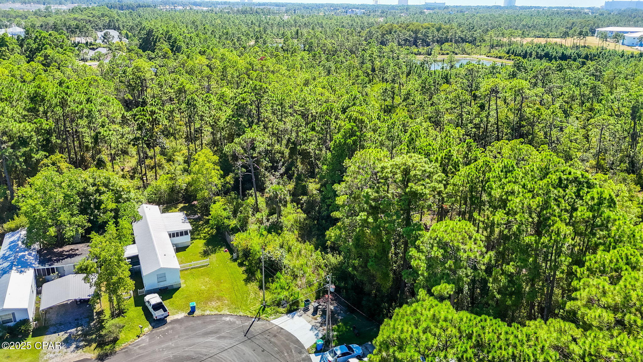 Image 4 For 7141 Beachwood Boulevard