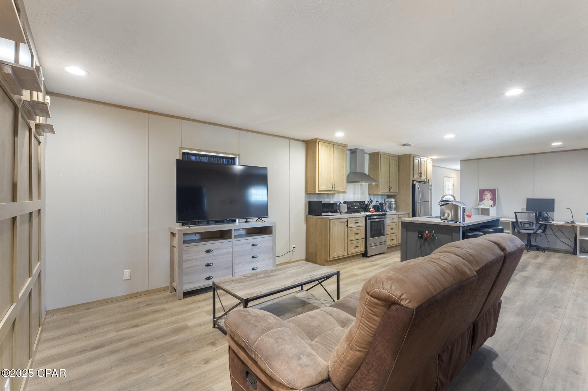 Cjgmmu0cl6yqaicyk327svxinhquybsqxpq7u23wzvg