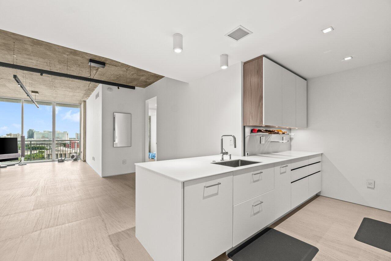 300 Australian Avenue Unit 1104, West Palm Beach, Florida 33401