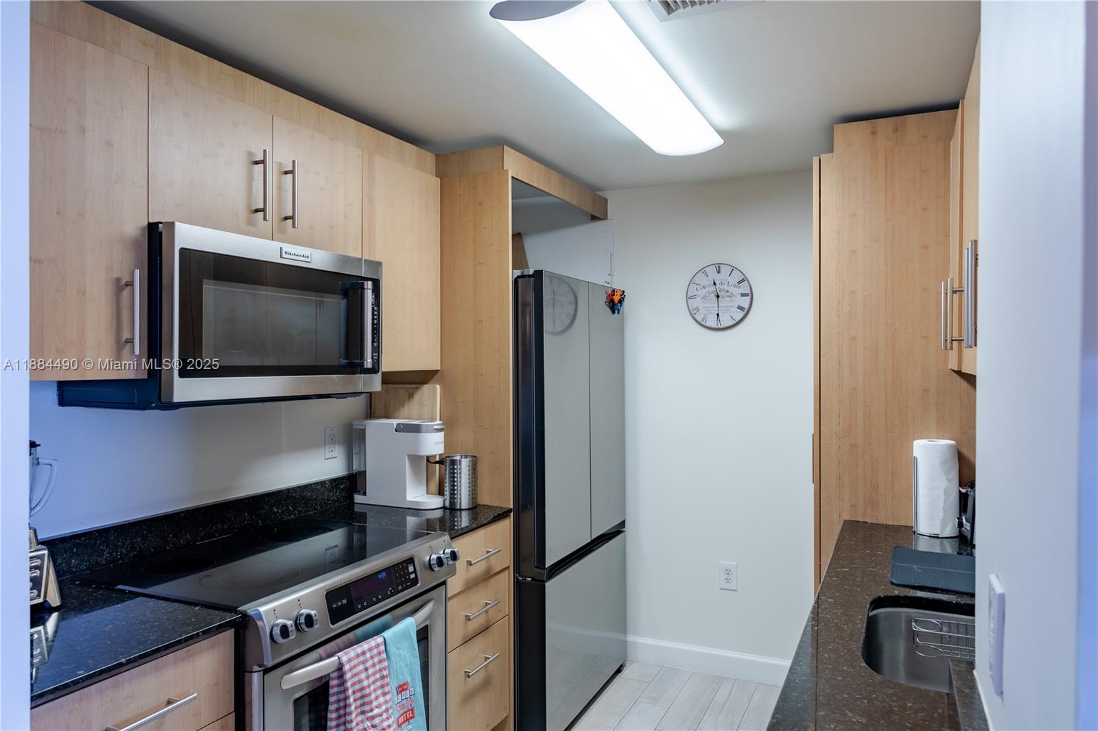 Property photo # 6