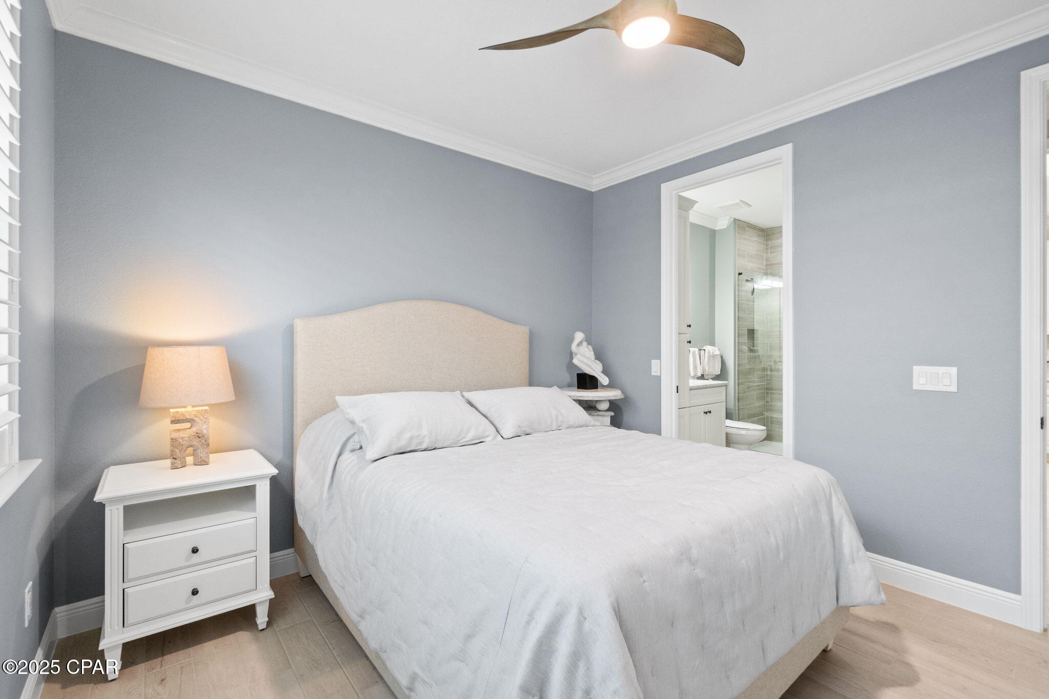 1kgmk0wlag3br_sp2_shpr2acq4don8bftcoq0r8c0c