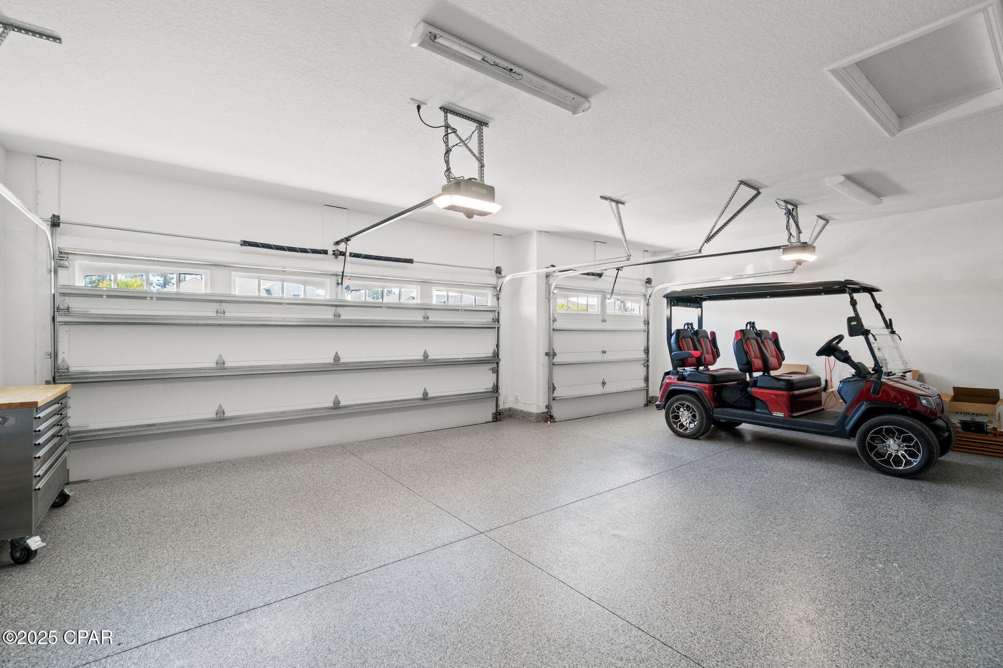 1vghpeqnvirbcydndoyvtbgfm1pqcvmk98cnerlr8vk