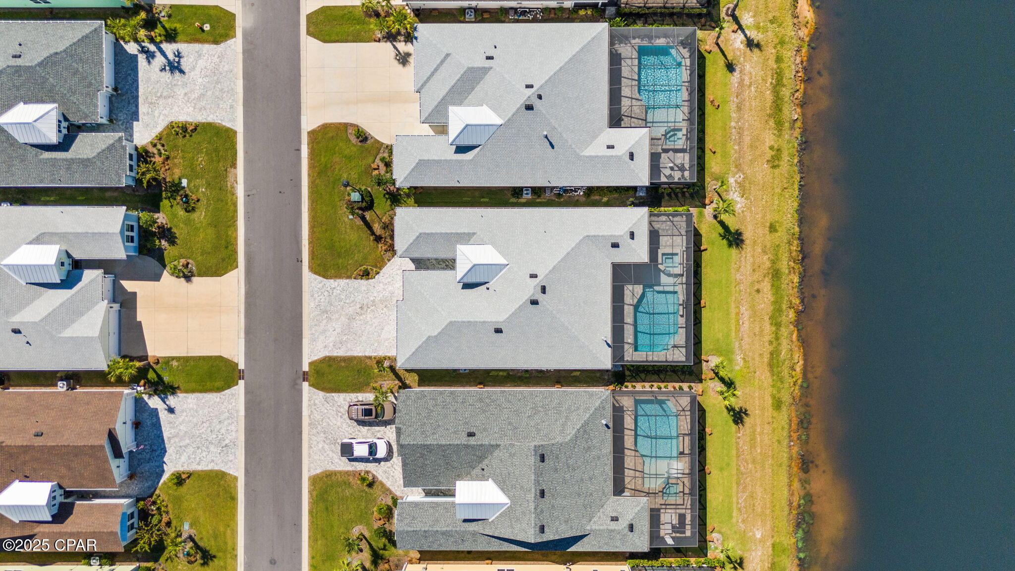 Aaadmiubcwmnv_xf5geuzimsvfti6hqx82bbjxomjfq