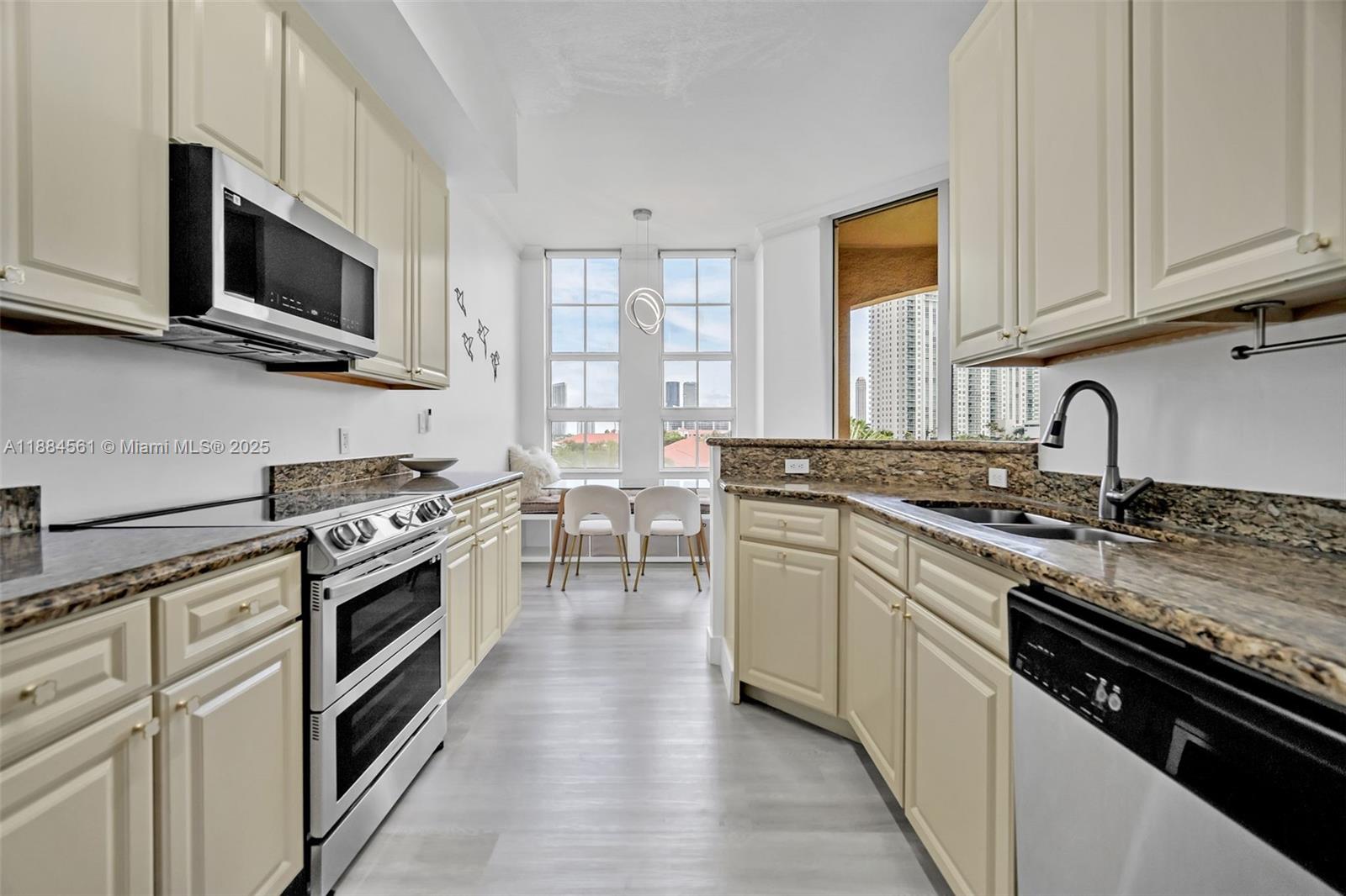 Property photo # 7