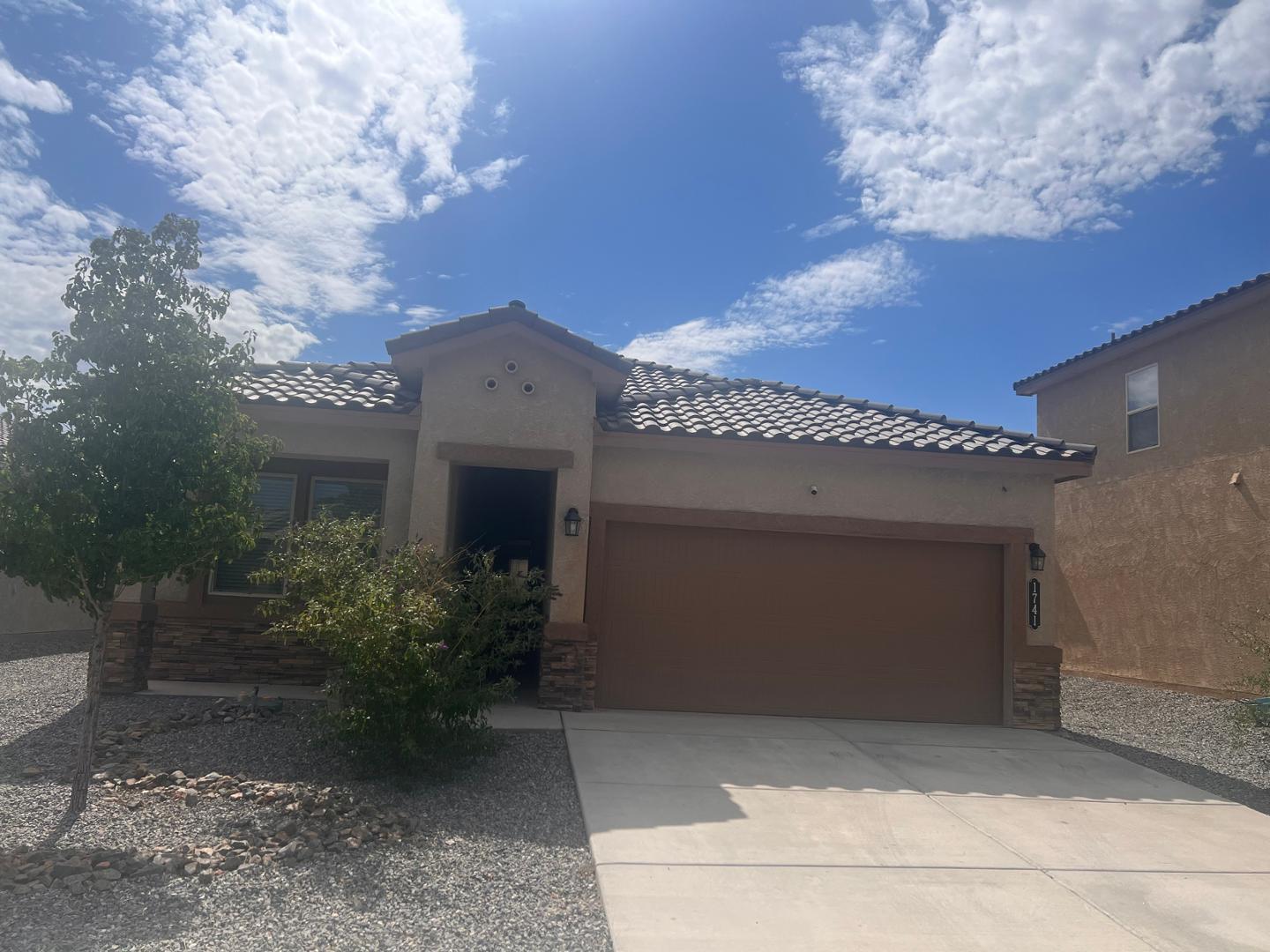 1741 VALLE VISTA Road NW