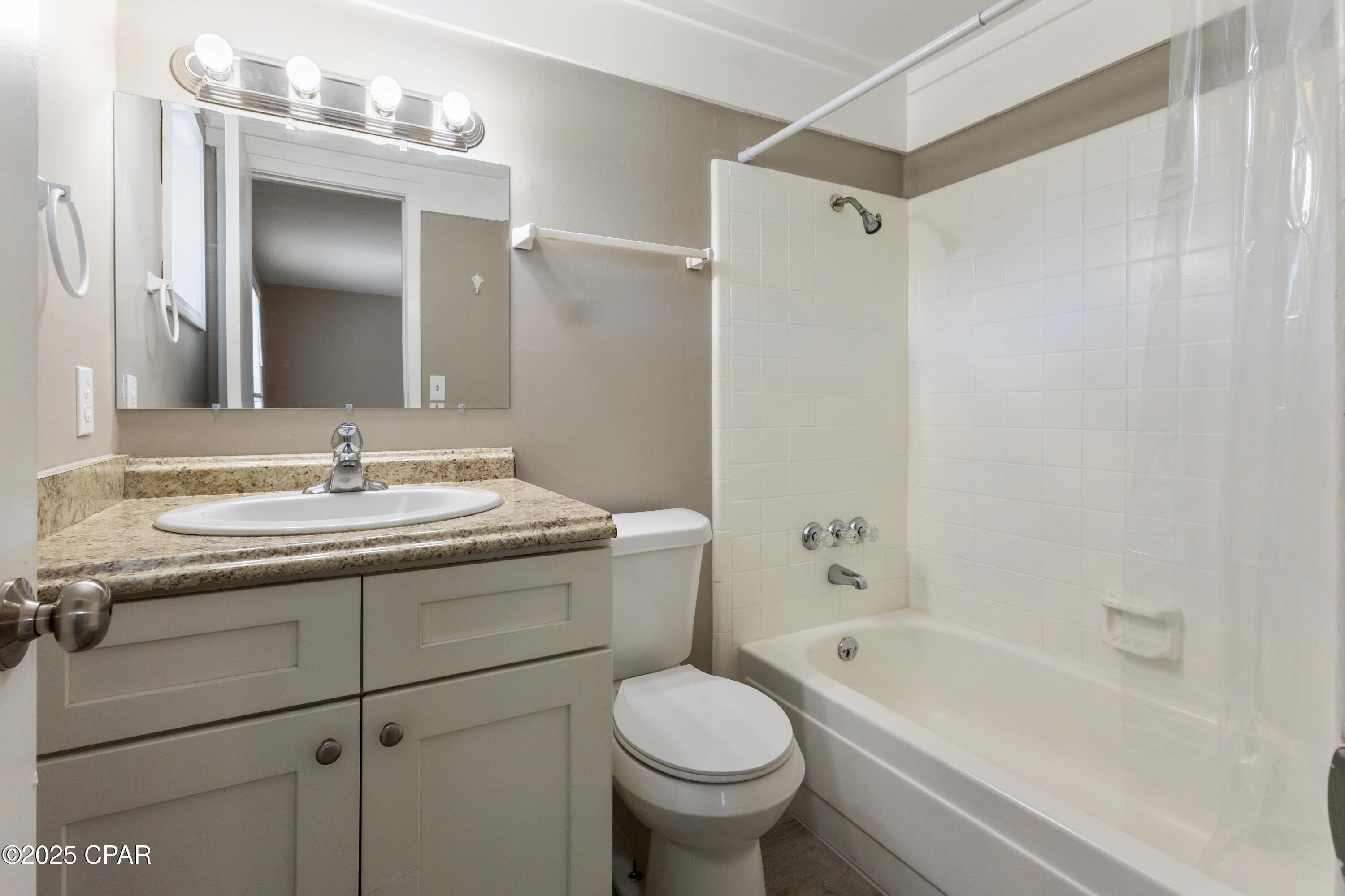 Bs7llbd8wigyzzfemouqp Xsh9dis0fupaogjiyhn9i