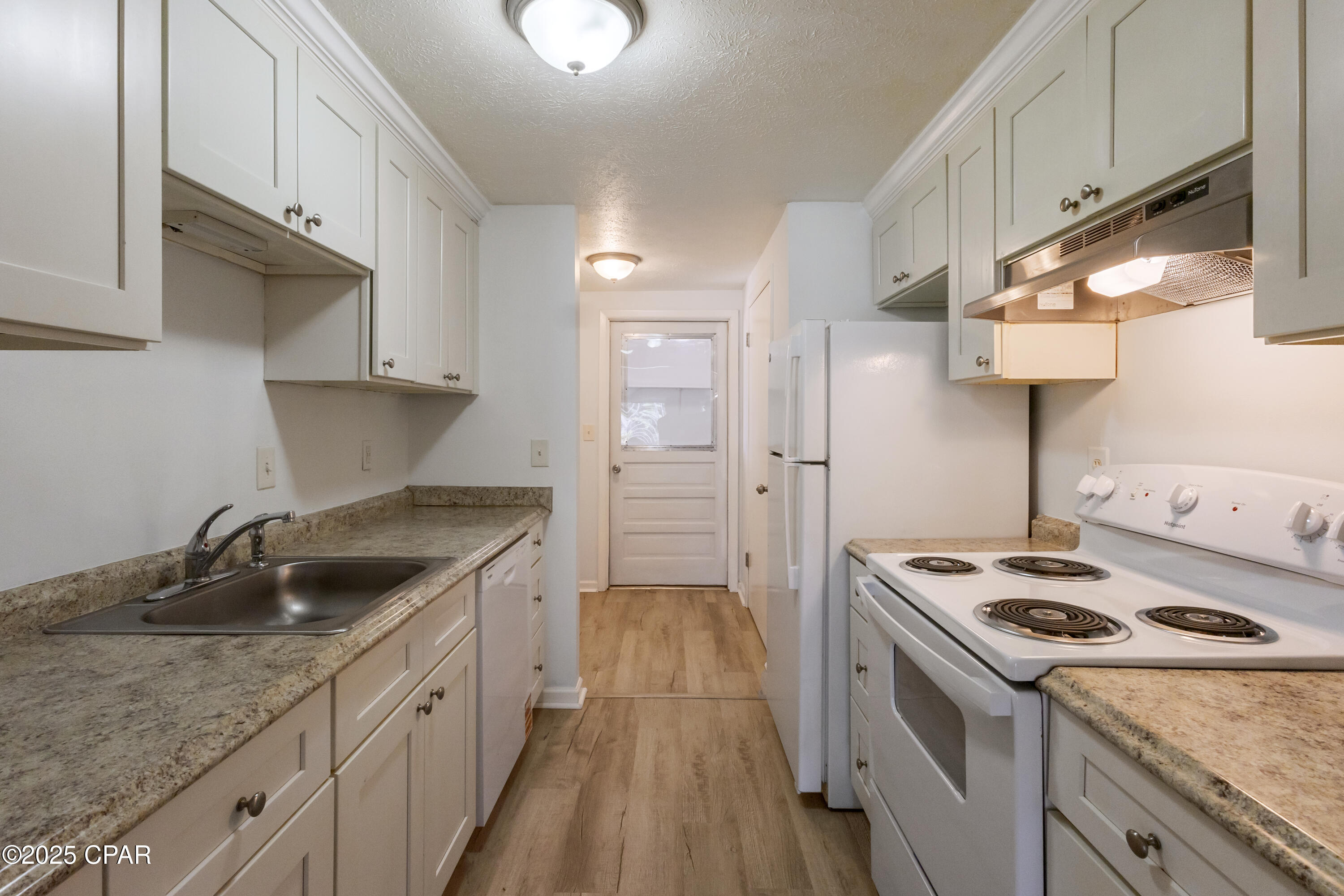 9japaulmbaka I_5nfb6hxttv5foxqb2a3w5ndc9bkk