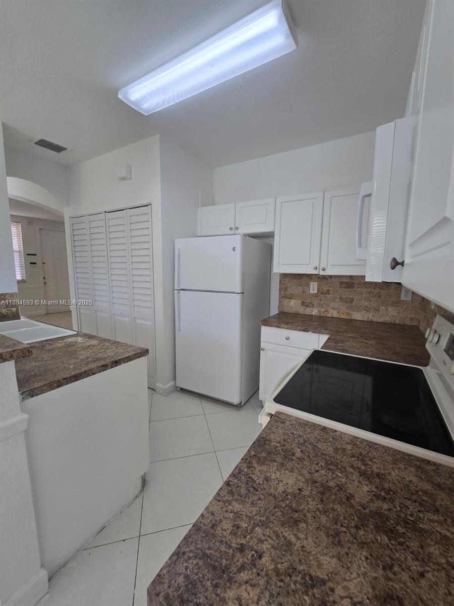 Property photo # 4