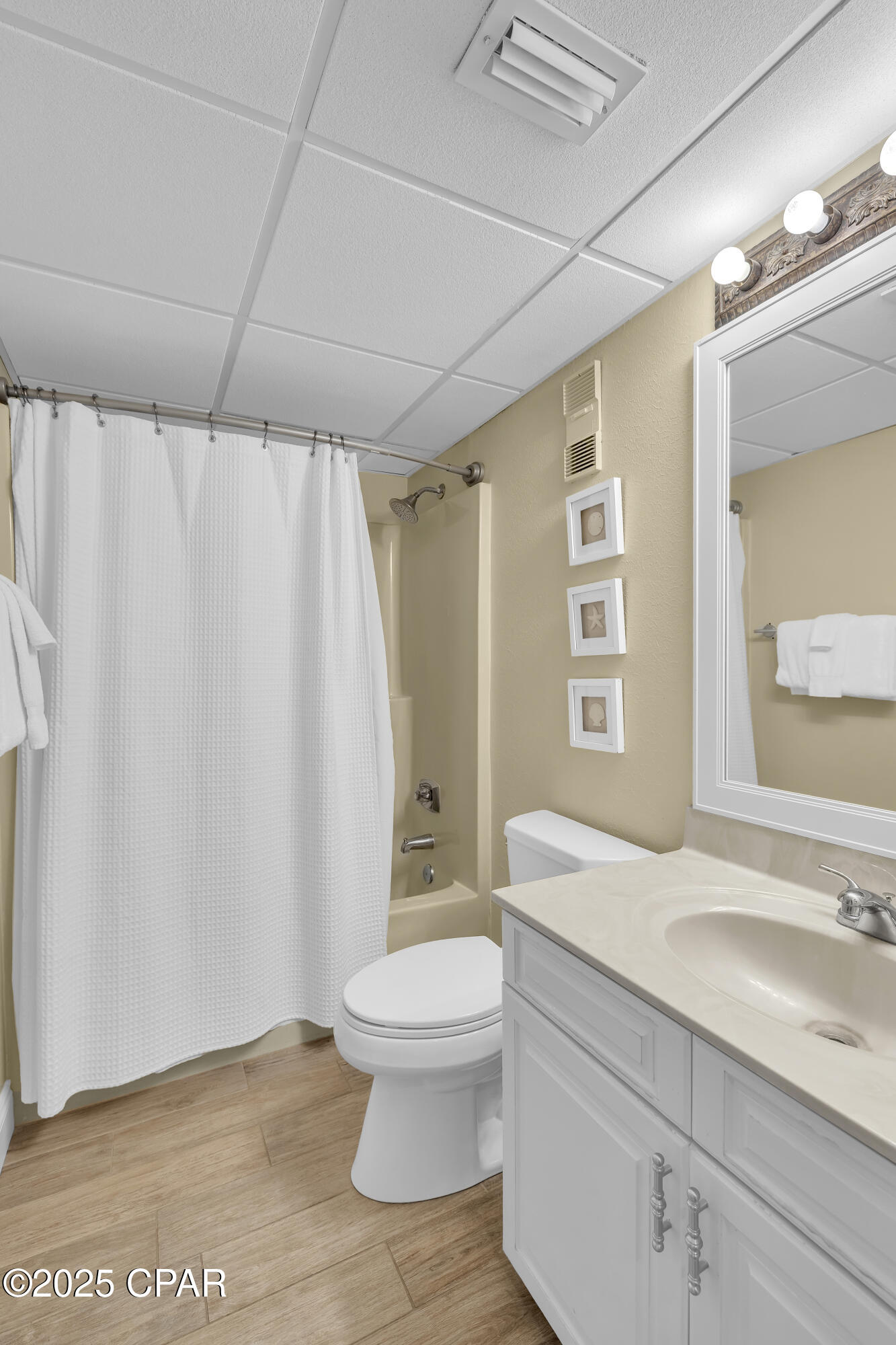 Vnugicvwrtjedyda0kbhacgxpb2gyvr3gx3k8zgx He