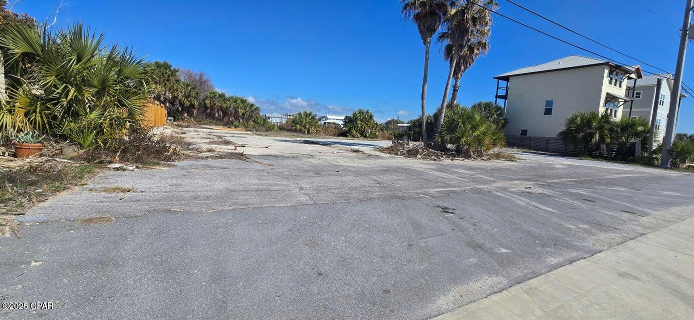 Image 9 For 19978 Front Beach Road