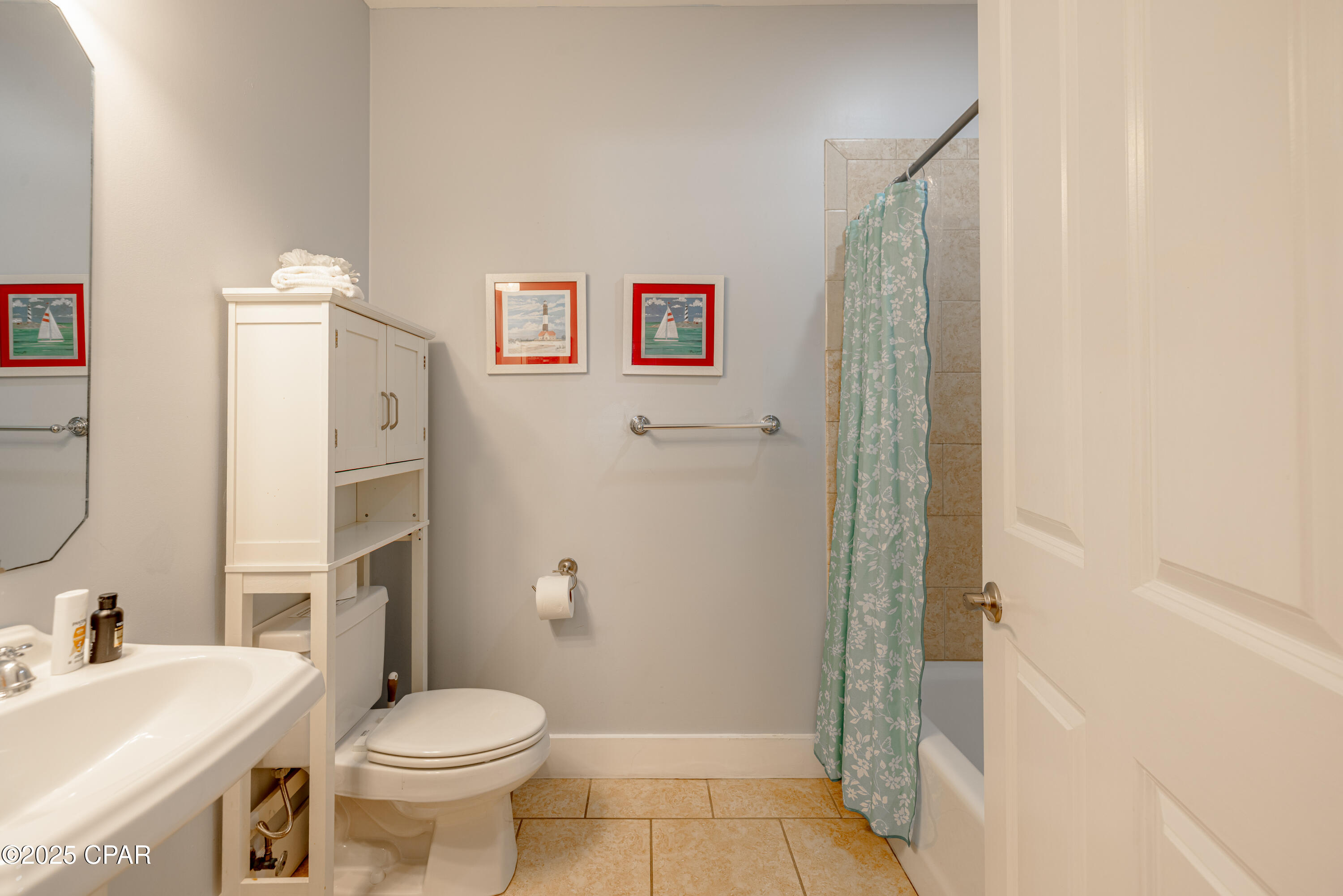 Image 21 For 8410 Thomas Drive 4